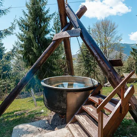 Complex Turistic Alpina Blazna Hotel Sant